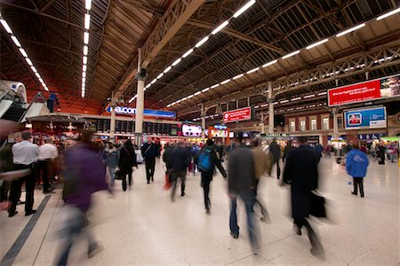 simsearch:700-00155973,k - Victoria Station London, England Stock Photo - Rights-Managed, Code: 700-00268270