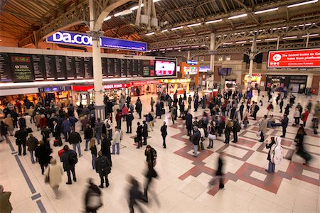 simsearch:700-00155973,k - Victoria Station London, England Stock Photo - Rights-Managed, Code: 700-00268272
