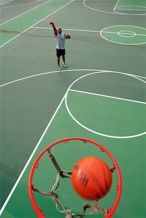 simsearch:700-00060777,k - Man Shooting Baskets Stock Photo - Rights-Managed, Code: 700-00275125