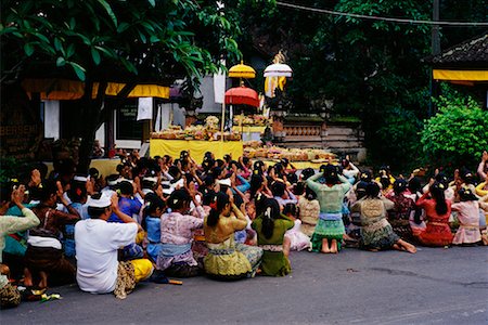 simsearch:700-00153601,k - People Praying Bali Indonesia Stock Photo - Rights-Managed, Code: 700-00285399