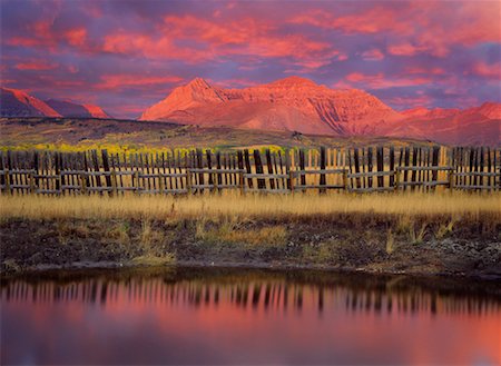 simsearch:700-00016300,k - Autumn Sunrise and Fence Alberta, Canada Stock Photo - Rights-Managed, Code: 700-00285983