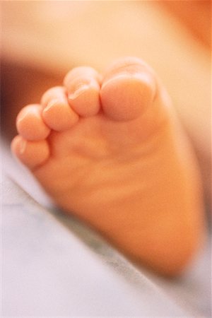 Close-up of Baby's Foot Foto de stock - Con derechos protegidos, Código: 700-00280043