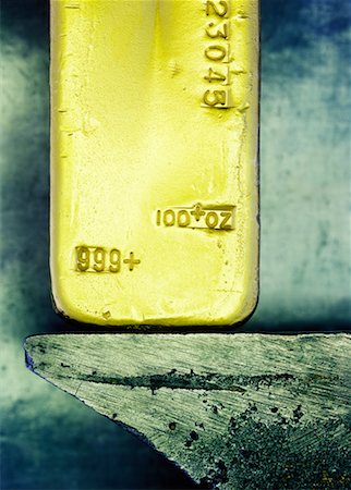 simsearch:700-00026238,k - Gold Bar Stock Photo - Rights-Managed, Code: 700-00329247