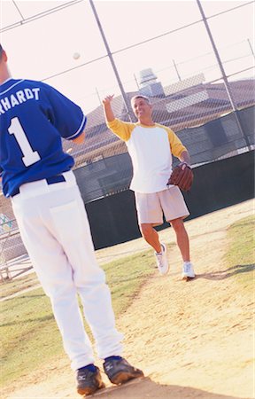 simsearch:700-00097991,k - Father and Son Playing Baseball Stock Photo - Rights-Managed, Code: 700-00342052