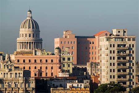 simsearch:700-06465885,k - Skyline and El Capitolio Havana, Cuba Stock Photo - Rights-Managed, Code: 700-00356709