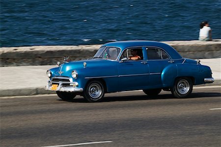simsearch:841-03035281,k - Vintage Car Havana, Cuba Stock Photo - Rights-Managed, Code: 700-00356723