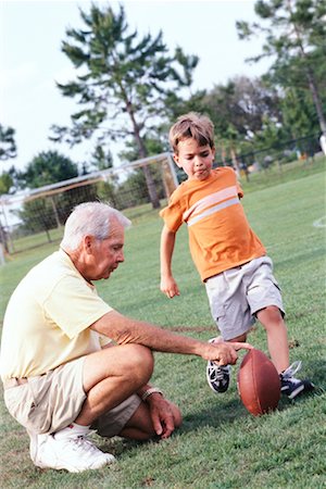 simsearch:700-00361698,k - Family Playing Football Stock Photo - Rights-Managed, Code: 700-00350525