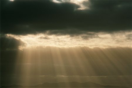 dark eerie sky - Clouds Stock Photo - Rights-Managed, Code: 700-00350571