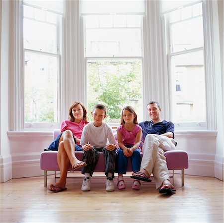 simsearch:700-00041478,k - Family Portrait Stock Photo - Rights-Managed, Code: 700-00364200