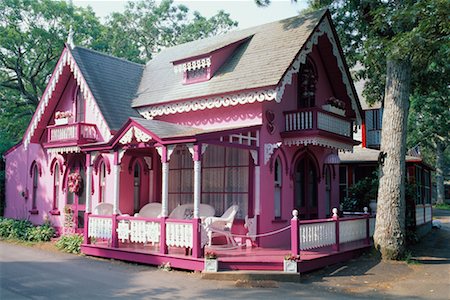 simsearch:700-06465746,k - The Pink House Oak Bluffs, Martha's Vineyard Massachusetts, USA Stock Photo - Rights-Managed, Code: 700-00366266
