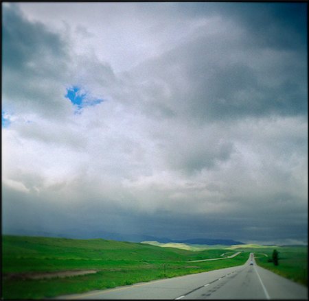 simsearch:600-02659595,k - Highway Before a Storm Stock Photo - Rights-Managed, Code: 700-00361094