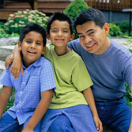simsearch:700-00514116,k - Portrait of Father with Sons Stock Photo - Rights-Managed, Code: 700-00425979