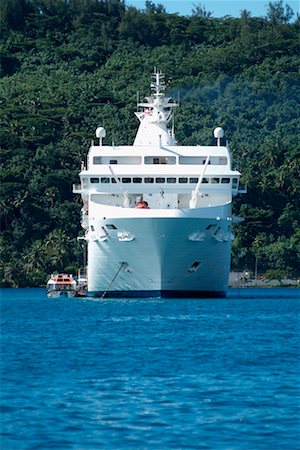 Paul Gauguin Cruise Ship, Bora Bora Lagoon, Bora Bora, French Polynesia Stock Photo - Rights-Managed, Code: 700-00426295