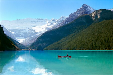 simsearch:600-06125581,k - Canoe on Lake Louise, Banff National Park, Alberta, Canada Stock Photo - Rights-Managed, Code: 700-00430811