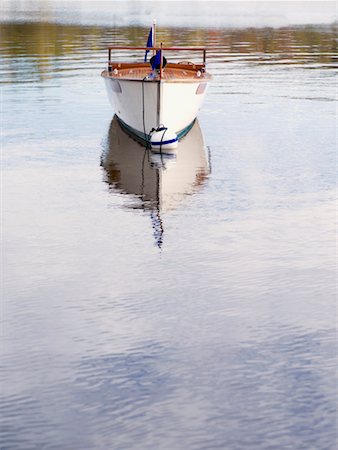 simsearch:700-00031108,k - Antique Wooden Boat Stock Photo - Rights-Managed, Code: 700-00430925