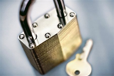 simsearch:700-00023730,k - Close-up of Padlock and Key Stock Photo - Rights-Managed, Code: 700-00458151