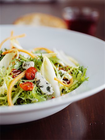 simsearch:700-03053816,k - Salad with Blue Cheese and Cherry Tomatoes Stock Photo - Rights-Managed, Code: 700-00458438