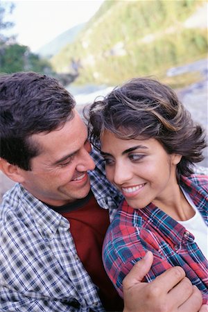 simsearch:600-01693945,k - Couple Outdoors Stock Photo - Rights-Managed, Code: 700-00459828