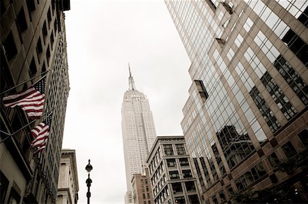 simsearch:700-01184166,k - Empire State Building and Madison Avenue, New York City, New York, USA Stock Photo - Rights-Managed, Code: 700-00452566