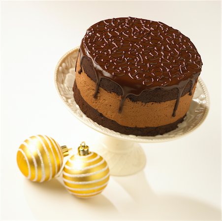 simsearch:600-01838228,k - Chocolate Mousse Cake Stock Photo - Rights-Managed, Code: 700-00477710