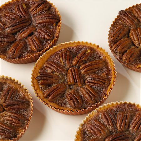 simsearch:700-00477709,k - Pecan Tarts Stock Photo - Rights-Managed, Code: 700-00477713