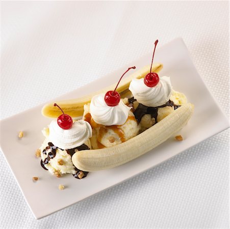 simsearch:700-00477709,k - Banana Split Stock Photo - Rights-Managed, Code: 700-00514056