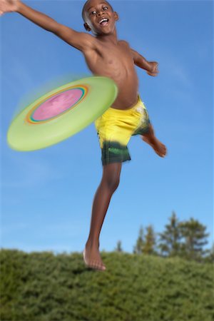simsearch:700-00611099,k - Boy Playing Frisbee Stock Photo - Rights-Managed, Code: 700-00514840