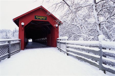 Wakefield Covered Bridge, Wakefield, Quebec, Canada Stock Photo - Rights-Managed, Code: 700-00514937