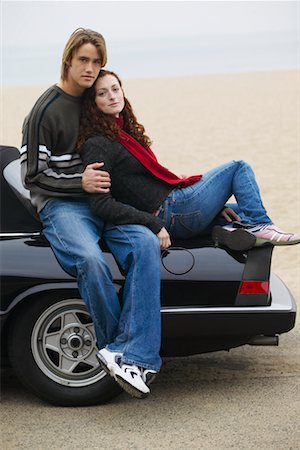 simsearch:700-00515032,k - Couple Sitting On Back of Car Stock Photo - Rights-Managed, Code: 700-00515025