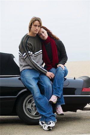 simsearch:700-00515032,k - Couple Sitting On Back of Car Stock Photo - Rights-Managed, Code: 700-00515027