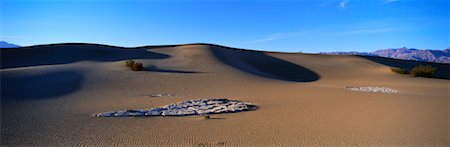 simsearch:700-03891190,k - Sand Dunes, Death Valley, California, USA Stock Photo - Rights-Managed, Code: 700-00517784