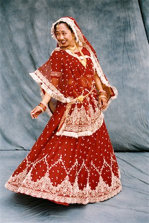 simsearch:700-00078450,k - Hindu Bride in Ceremonial Dress Stock Photo - Rights-Managed, Code: 700-00518605