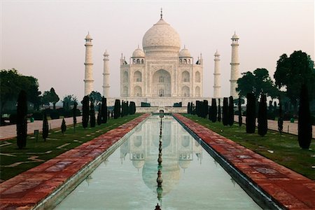 simsearch:700-00556258,k - The Taj Mahal, Agra, India Stock Photo - Rights-Managed, Code: 700-00520812