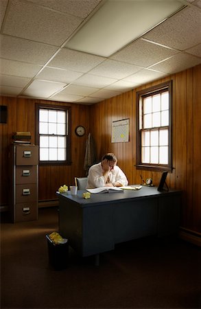 simsearch:649-07119200,k - Businessman in Office Stock Photo - Rights-Managed, Code: 700-00521190