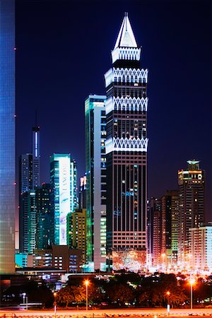 simsearch:600-07653876,k - The Tower and Dubai Skyline, Dubai, United Arab Emirates Foto de stock - Con derechos protegidos, Código: 700-00521389