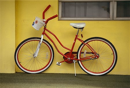 Bicycle Leaning Against a Wall, Bahamas Stock Photo - Rights-Managed, Code: 700-00522497