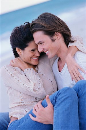 simsearch:700-00523685,k - Couple at Beach Stock Photo - Rights-Managed, Code: 700-00523694