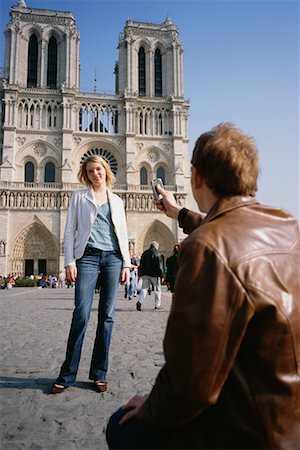 simsearch:700-00189516,k - Man Taking Picture of Woman with Camera Phone in Paris, France Stock Photo - Rights-Managed, Code: 700-00530189