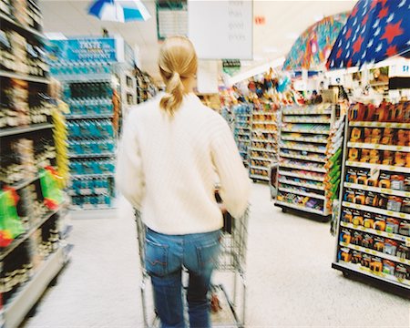 simsearch:700-01344535,k - Woman in Grocery Store Stock Photo - Rights-Managed, Code: 700-00530236