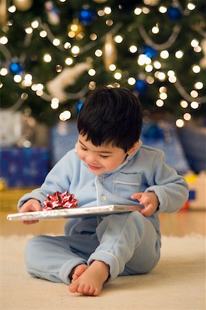 simsearch:700-00547217,k - Boy with Gift on Christmas Morning Stock Photo - Rights-Managed, Code: 700-00544366