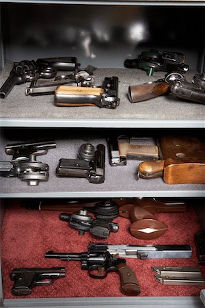 simsearch:700-00546343,k - Handguns Stored in Vault Stock Photo - Rights-Managed, Code: 700-00546354