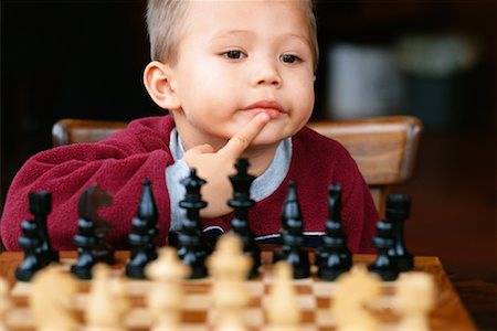simsearch:700-00075674,k - Boy Playing Chess, San Francisco, California Stock Photo - Rights-Managed, Code: 700-00546780