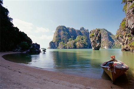 simsearch:700-03016994,k - Boat on Beach, James Bond Island, Phang Nga Bay, Thailand Stock Photo - Rights-Managed, Code: 700-00543666