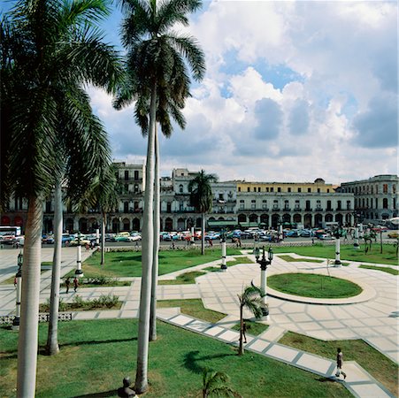simsearch:700-06465885,k - Plaza del Capitolio, Havana, Cuba Stock Photo - Rights-Managed, Code: 700-00543948