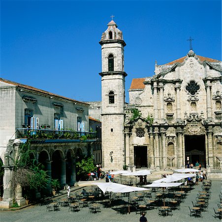 simsearch:700-00357720,k - Plaza de la Catedral, Havana, Cuba Foto de stock - Con derechos protegidos, Código: 700-00543943