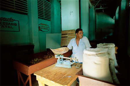 simsearch:630-07071163,k - Vegetable Market, Havana, Cuba Stock Photo - Rights-Managed, Code: 700-00543966