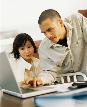 simsearch:700-00609249,k - Couple Using Laptop Stock Photo - Rights-Managed, Code: 700-00543972