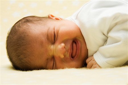 simsearch:700-00554038,k - Baby Crying Stock Photo - Rights-Managed, Code: 700-00554039