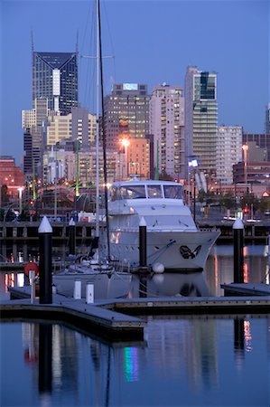 simsearch:600-07653876,k - Melbourne Docklands, Melbourne, Victoria, Australia Foto de stock - Con derechos protegidos, Código: 700-00554030