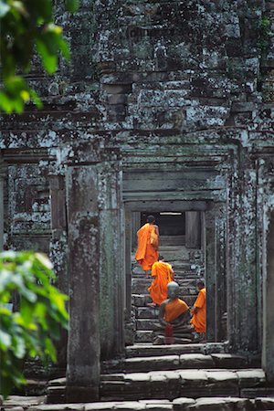 simsearch:700-00681098,k - Monks at Angkor Thom, Bayon, Cambodia Foto de stock - Con derechos protegidos, Código: 700-00554429